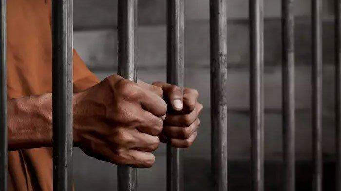 22 Napi Asimilasi Covid-19 di Riau Kembali Ditangkap 22 Napi Asimilasi Covid-19 di Riau Kembali Ditangkapi