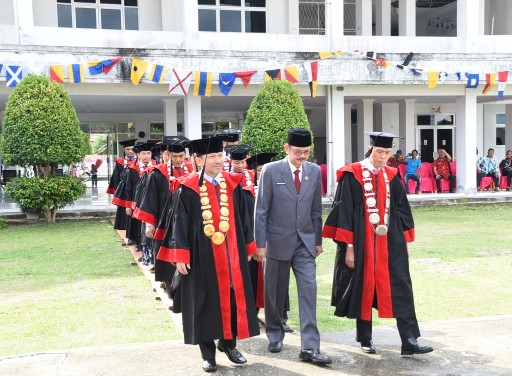 33 Mahasiswa Politeknik Negeri Bengkalis Diwisuda 33 Mahasiswa Politeknik Negeri Bengkalis Diwisudai