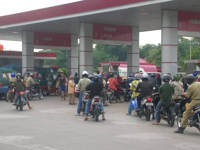 Harga BBM Non Subsidi Pertamina di Seluruh SPBU Resmi Turun!i