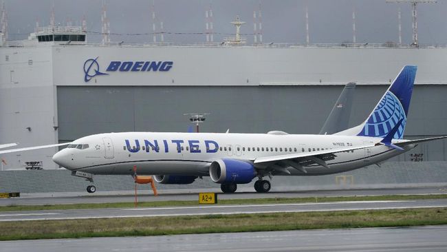 Buntut Kecelakaan Lion Air, Boeing Didenda Rp34 T Buntut Kecelakaan Lion Air, Boeing Didenda Rp34 Ti