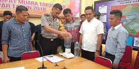 Ekspose Kasus Narkoba, Sebulan ini Polres Kampar Ungkap 22 Kasus dan Tetapkan 36 Tersangka Ekspose Kasus Narkoba, Sebulan ini Polres Kampar Ungkap 22 Kasus dan Tetapkan 36 Tersangkai