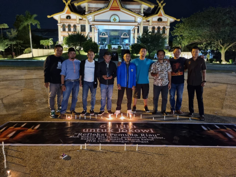 Aksi nyalakan lilin saat kunjungan Jokowi, KNPI Riau minta jatah Komisaris di PHR bagi putra daerah Aksi nyalakan lilin saat kunjungan Jokowi, KNPI Riau minta jatah Komisaris di PHR bagi putra daerahi