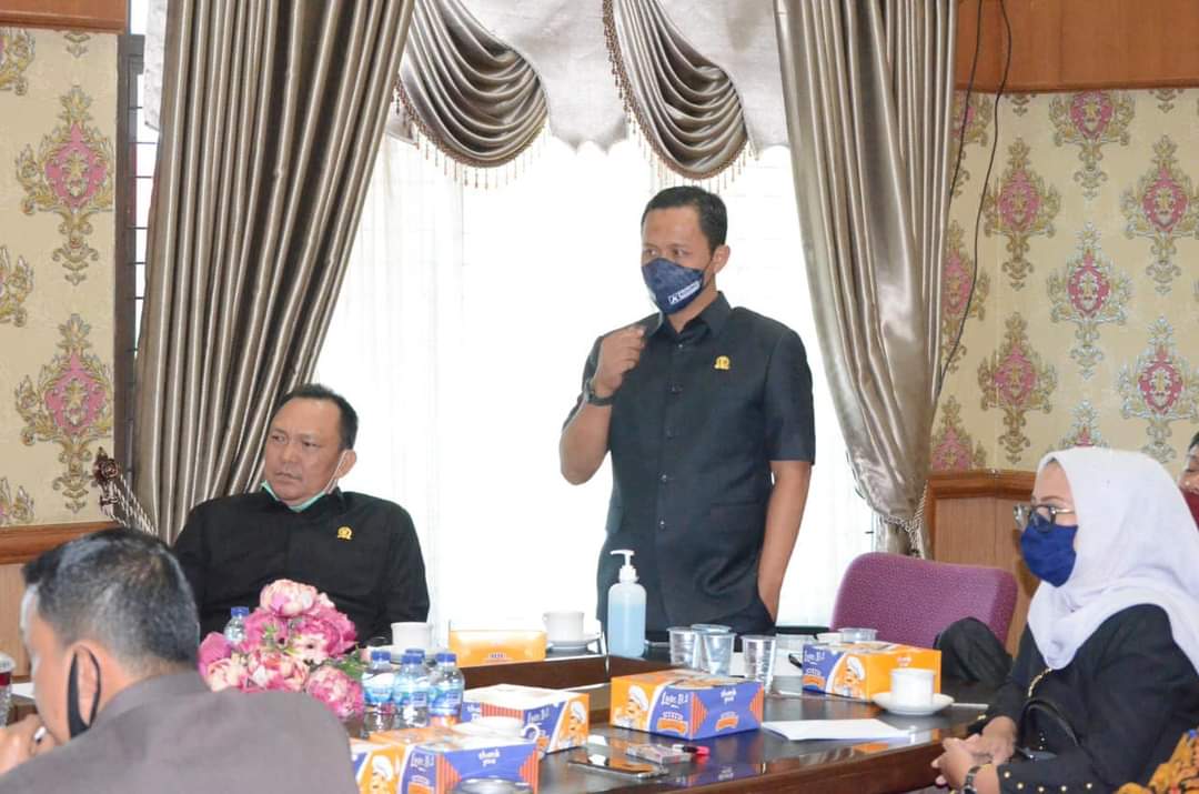Fraksi Demokrat Usulkan BLT untuk Masyarakat dan UMKM di APBDi