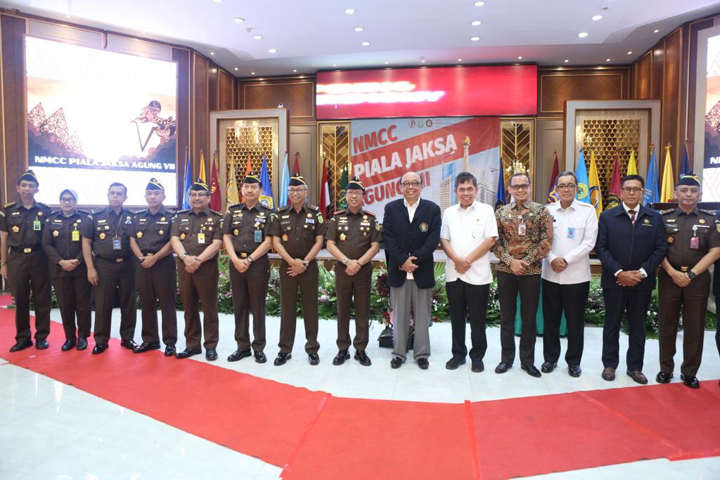 Jaksa Agung Membuka Kompetisi Peradilan Semu Nasional  Piala Jaksa Agung ke-7 Tahun 2023i