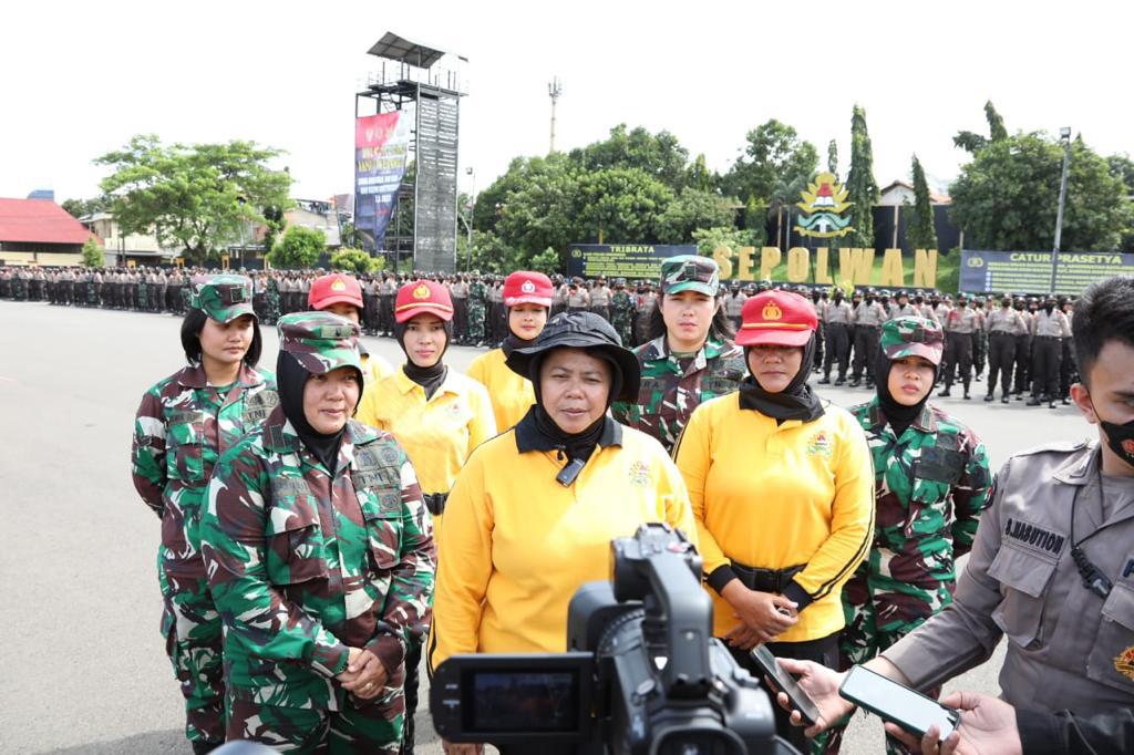 Gelar Diklat Integrasi, Kasepolwan Harapkan Wanita TNI-Polri Bersatu Jadi Pemersatu Bangsa Gelar Diklat Integrasi, Kasepolwan Harapkan Wanita TNI-Polri Bersatu Jadi Pemersatu Bangsai