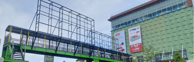 Reklame Modus JPO Berdiri Kokoh di Simpang Living Word Reklame Modus JPO Berdiri Kokoh di Simpang Living Wordi