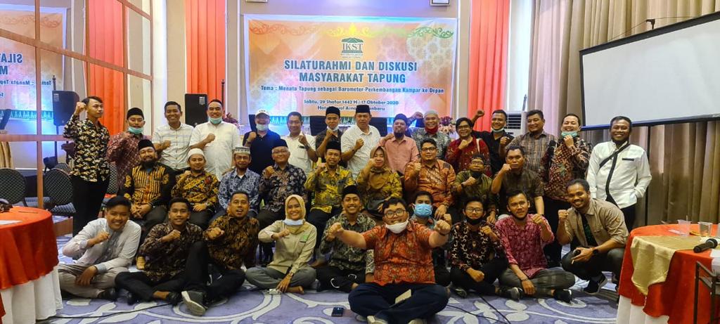 Focus Group Discussion (FGD) Masyarakat Tapung ; Merancang Visi Misi Tapung Maju 2045 Focus Group Discussion (FGD) Masyarakat Tapung ; Merancang Visi Misi Tapung Maju 2045i