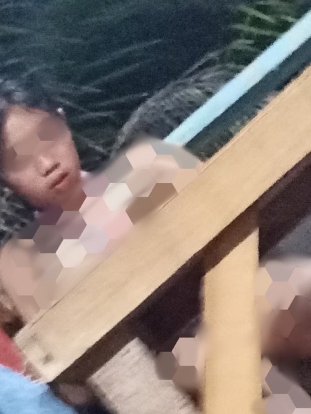 Anak Perempuan di Bawah Umur Asal Payakumbuh Diduga Dijual Melayani Pemabuk di Cafe Karaoke Lipat Kain Utara Anak Perempuan di Bawah Umur Asal Payakumbuh Diduga Dijual Melayani Pemabuk di Cafe Karaoke Lipat Kain Utarai