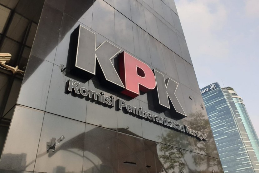 Pakar Hukum Ragu KPK Dapat Tangkap Harun Masiku Pakar Hukum Ragu KPK Dapat Tangkap Harun Masikui