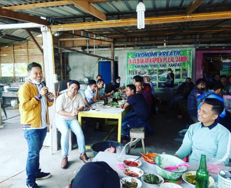 Masri Kumar, anak transmigrasi maju caleg golkar dapil III Tapung Masri Kumar, anak transmigrasi maju caleg golkar dapil III Tapungi