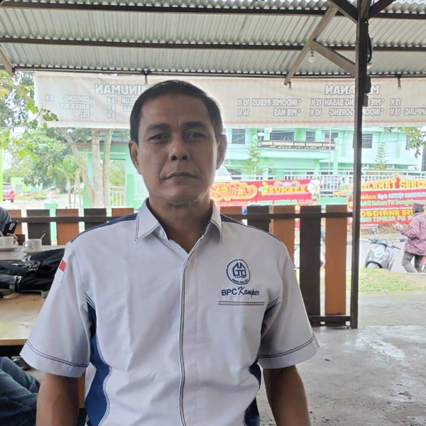 Selama 5 Bulan Menjabat Pj Bupati Kampar Tak Mampu Tertibkan Mobil Dinas. Selama 5 Bulan Menjabat Pj Bupati Kampar Tak Mampu Tertibkan Mobil Dinas.i