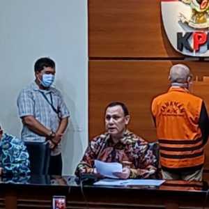 Tindaklanjuti Arahan Presiden, Pekan Depan Firli Bahuri Bahas Intensif Penyelesaian 75 Pegawai KPK Tindaklanjuti Arahan Presiden, Pekan Depan Firli Bahuri Bahas Intensif Penyelesaian 75 Pegawai KPKi