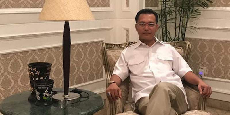 Iwan Sumule: Andai Penegak Hukum Berani Sidik Dugaan Keterlibatan Luhut dalam Berbagai Proyek Iwan Sumule: Andai Penegak Hukum Berani Sidik Dugaan Keterlibatan Luhut dalam Berbagai Proyeki