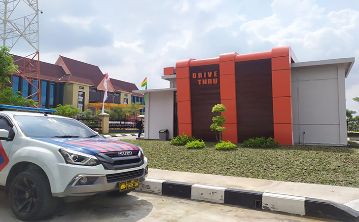 Pelayanan SIM Keliling Ditiadakan , Perpanjang SIM Lewat Drive Thru Pelayanan SIM Keliling Ditiadakan , Perpanjang SIM Lewat Drive Thrui