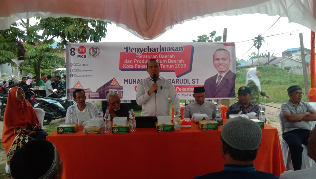 Laksanakan Penyebarluasan Perda, Ketua DPRD Pekanbaru M Sabarudi Jelaskan Terkait Perda Pemberdayaan UMKM Laksanakan Penyebarluasan Perda, Ketua DPRD Pekanbaru M Sabarudi Jelaskan Terkait Perda Pemberdayaan UMKMi