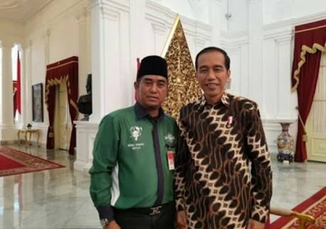 41 Ribu Santri Bersama Presiden Jokowi akan Ramaikan Festival Sholawat Badar di Riau 41 Ribu Santri Bersama Presiden Jokowi akan Ramaikan Festival Sholawat Badar di Riaui