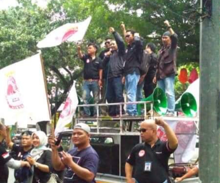 Kapolda Sumut harus segera bertindak tegas khasus pembakar rumah wartawan di Tanah Karo Kapolda Sumut harus segera bertindak tegas khasus pembakar rumah wartawan di Tanah Karoi