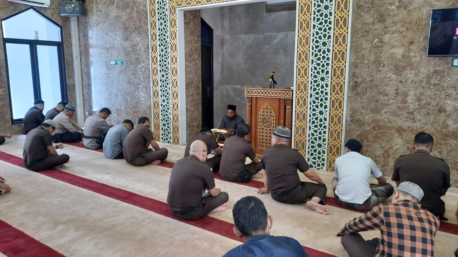 TAUSIYAH BA’DA DZUHUR YANG DISAMPAIKAN UST. CHAIRUL IHKWAN, S. AGi