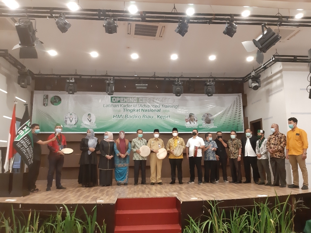 Dihadiri MN KAHMI, Advance Training Badko HMI Riau-Kepri Resmi Dibuka Dihadiri MN KAHMI, Advance Training Badko HMI Riau-Kepri Resmi Dibukai