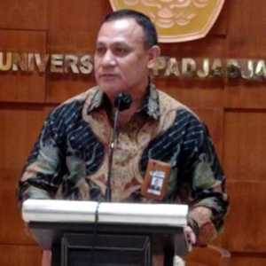 Di Unpad, Firli Bahuri Ungkap Penyebab Korupsi Hingga Merembet Ke Poligami Di Unpad, Firli Bahuri Ungkap Penyebab Korupsi Hingga Merembet Ke Poligamii