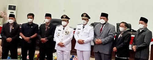 DPRD Rohul Gelar Rapat Paripurna Perdana Usai Pelantikan Sukiman dan Indra Gunawan DPRD Rohul Gelar Rapat Paripurna Perdana Usai Pelantikan Sukiman dan Indra Gunawani