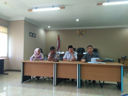 Besok, KI Riau Umumkan Penerima Anugerah Pemeringkatan Keterbukaan Informasi Badan Publik 2017 Besok, KI Riau Umumkan Penerima Anugerah Pemeringkatan Keterbukaan Informasi Badan Publik 2017i