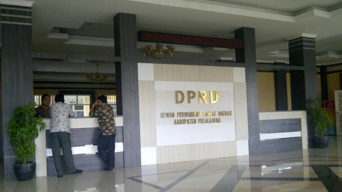 DPRD Pelalawan Desak Pemkab Realisasikan Anggaran 100 Persen DPRD Pelalawan Desak Pemkab Realisasikan Anggaran 100 Perseni