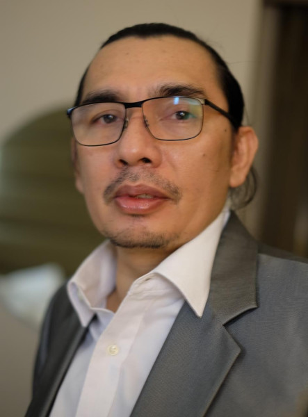 Jaksa harus berani terapkan delik tindak pidana pencucian uang dalam kasus korupsi menara BTS Kominfo.