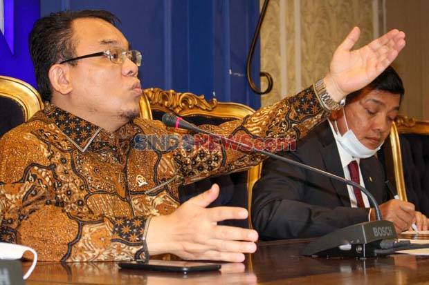 DPR Minta Kementan Lakukan Penelitian Lanjutan Kalung Anti-Corona DPR Minta Kementan Lakukan Penelitian Lanjutan Kalung Anti-Coronai