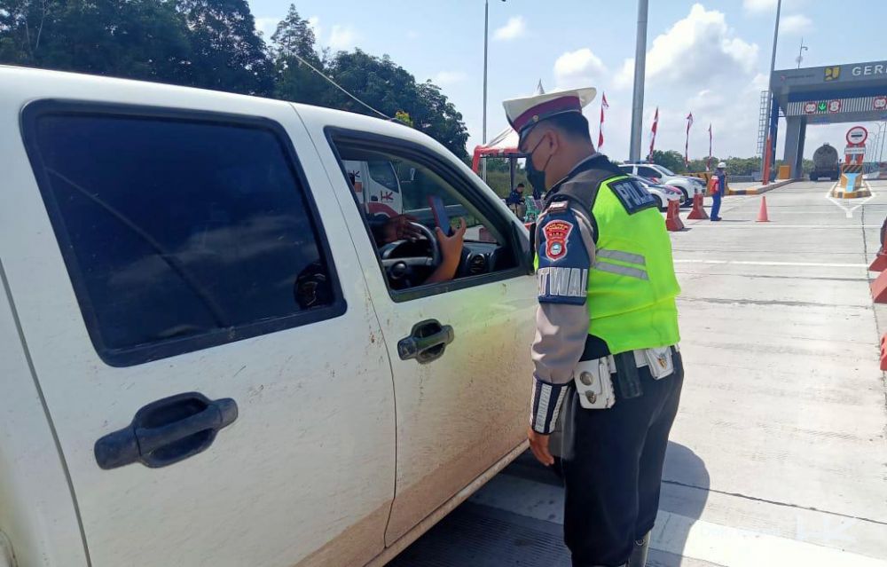 Tol Pekanbaru - Dumai Disekat Tol Pekanbaru - Dumai Disekati