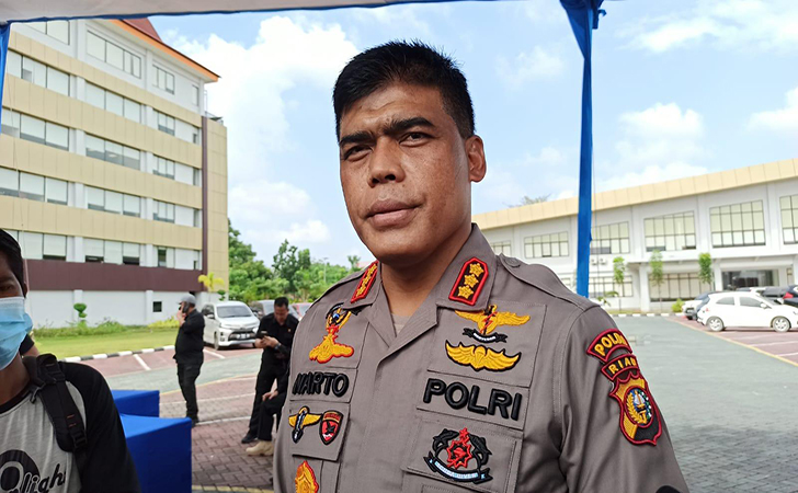 Polda Riau Minta Polres Kampar Sikat Preman Pungli di Perbatasan Polda Riau Minta Polres Kampar Sikat Preman Pungli di Perbatasani