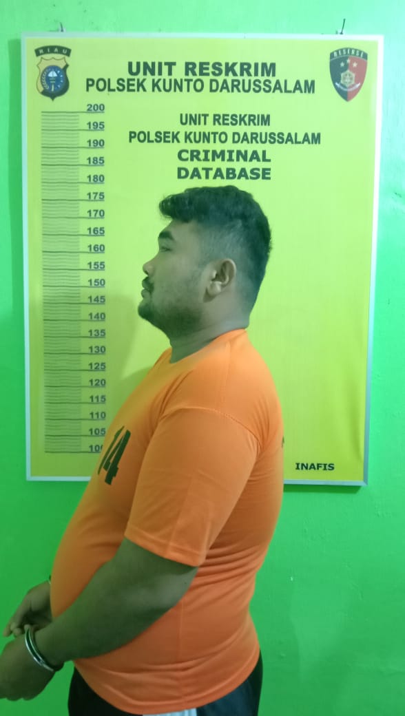 Penjahat Ini Tak Kapok, 4 Kali Keluar Masuk Penjara, Kini Diringkus Unit Reskrim Polsek Kuntu Penjahat Ini Tak Kapok, 4 Kali Keluar Masuk Penjara, Kini Diringkus Unit Reskrim Polsek Kuntui