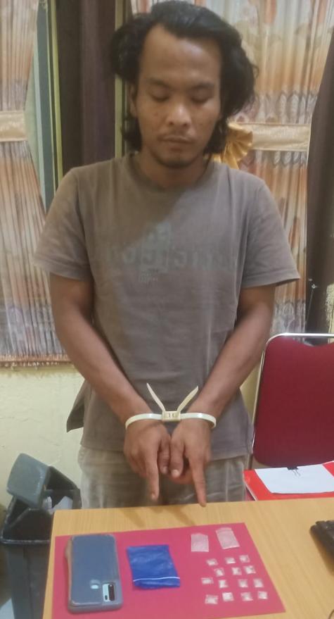 Usai Transaksi Sabu, Pengedar Sabu di Sei Meranti Diringkus Polsek Pujud Usai Transaksi Sabu, Pengedar Sabu di Sei Meranti Diringkus Polsek Pujudi