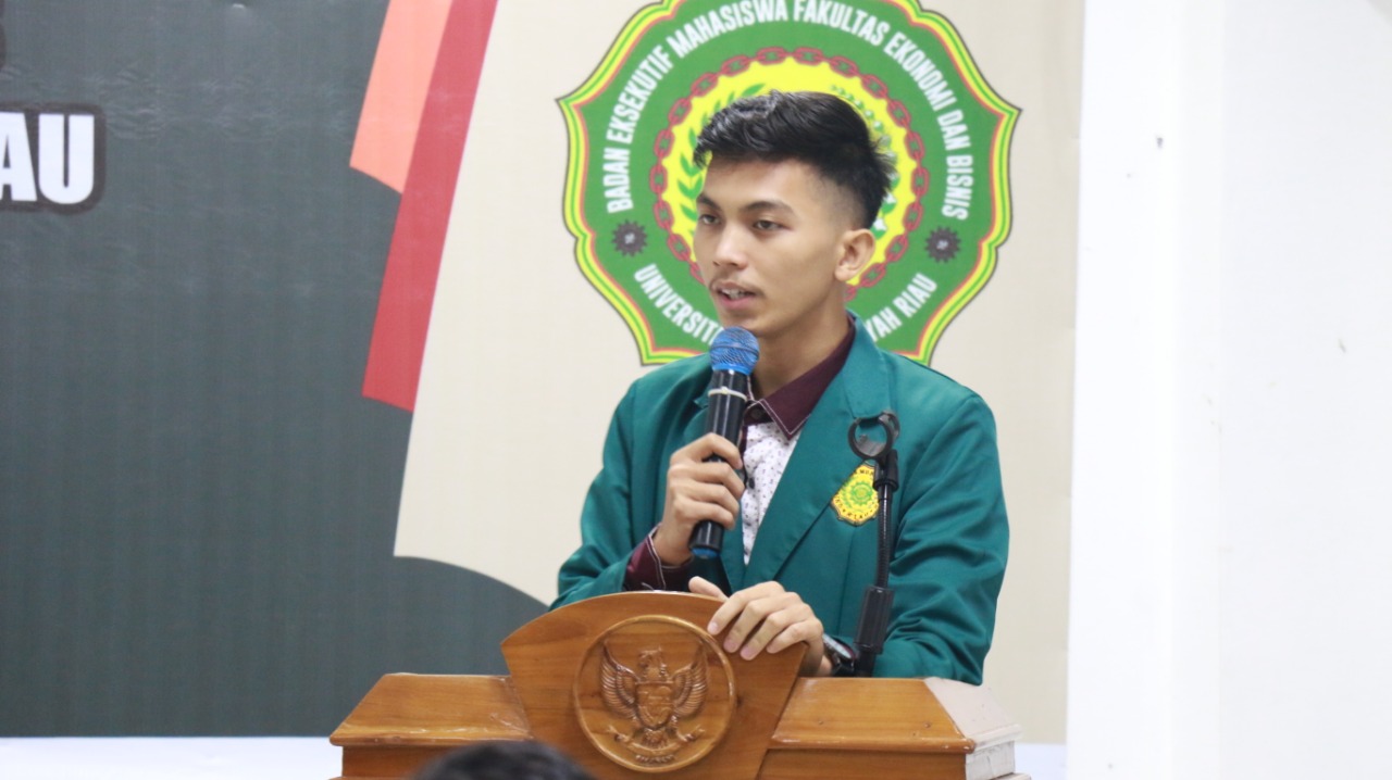 Resmi Dilantik, Iyowan May Ozifa : BEM FEB Umri Harus Tingkatkan integrasi dan Aqidah yang kokoh Resmi Dilantik, Iyowan May Ozifa : BEM FEB Umri Harus Tingkatkan integrasi dan Aqidah yang kokoh i