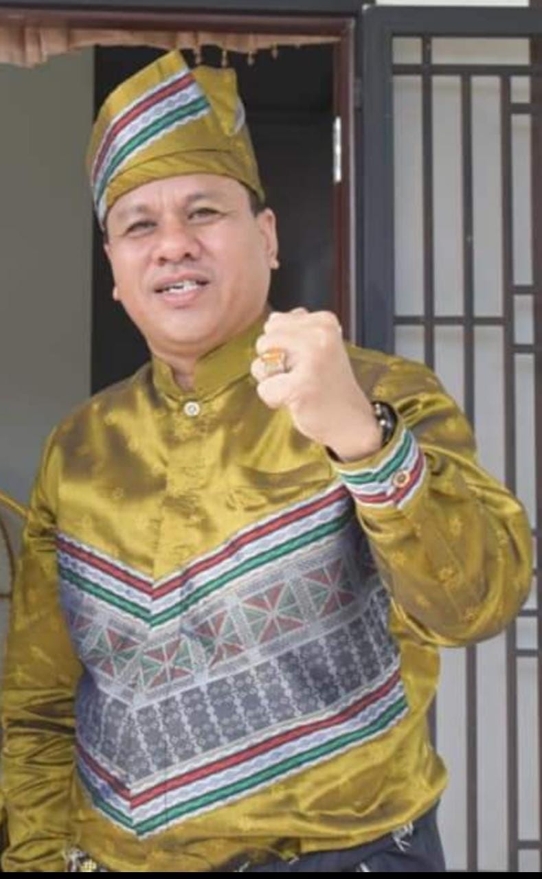 Tokoh Melayu Dorong LAM Laporkan Pelaku HOAX Tentang Danrem Kepolda Riau Tokoh Melayu Dorong LAM Laporkan Pelaku HOAX Tentang Danrem Kepolda Riaui