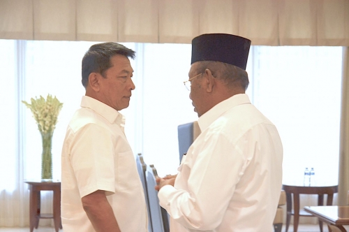 Sampaikan Keluhan Embarkasi Haji dan Kebijakan Kemenag, Plt Gubri Direspon Positif oleh Moeldoko Sampaikan Keluhan Embarkasi Haji dan Kebijakan Kemenag, Plt Gubri Direspon Positif oleh Moeldokoi