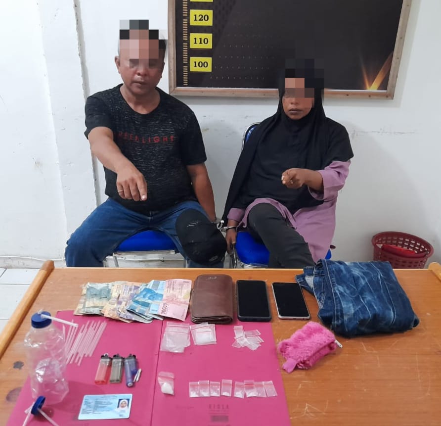 Suami Istri Jual Shabu Ditangkap Unit Reskrim Polsek XIII Koto Kampar Suami Istri Jual Shabu Ditangkap Unit Reskrim Polsek XIII Koto Kampari
