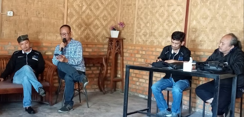 Pergub PPDB Online Riau Diskriminatif, Pengamat: Langgar UUD 45i