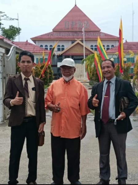BUPATI KAB. INHIL TIDAK HADIR DI PN. TEMBILAHAN TERKAIT GUGATAN PERDATA ABDUL SAMAD BUPATI KAB. INHIL TIDAK HADIR DI PN. TEMBILAHAN TERKAIT GUGATAN PERDATA ABDUL SAMADi