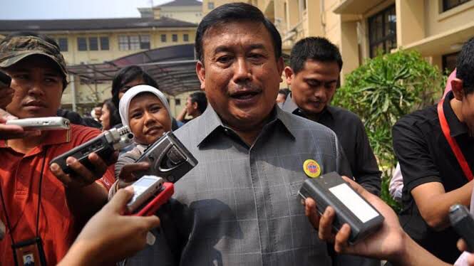 Mantan Kabareskrim Minta Publik Sabar dan Tak Berasumsi Terkait Kasus Vina Mantan Kabareskrim Minta Publik Sabar dan Tak Berasumsi Terkait Kasus Vinai
