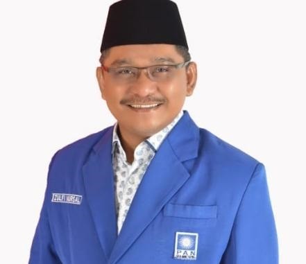 DPW PAN Riau Bantah Telah Dukung Zulkifli Hasan Jadi Ketum DPW PAN Riau Bantah Telah Dukung Zulkifli Hasan Jadi Ketumi