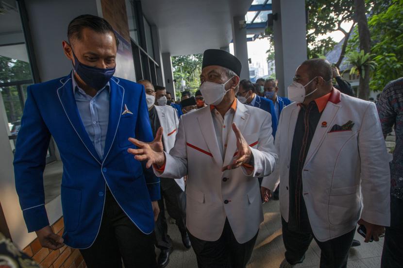 AHY Ungkap Tiga Hal yang Dibahas Saat Demokrat Bertemu PKS AHY Ungkap Tiga Hal yang Dibahas Saat Demokrat Bertemu PKSi