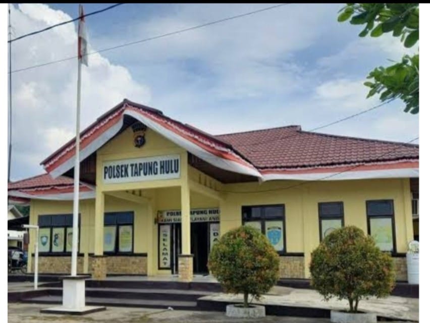 Polsek Tapung Hulu Tingkatkan Kasus Dugaan Pengancaman Wartawan Dari Lidik Naik Sidik, Pelapor Akan Laporkan Pihak Pihak Lainya Yang Terlibat Polsek Tapung Hulu Tingkatkan Kasus Dugaan Pengancaman Wartawan Dari Lidik Naik Sidik, Pelapor Akan Laporkan Pihak Pihak Lainya Yang Terlibati