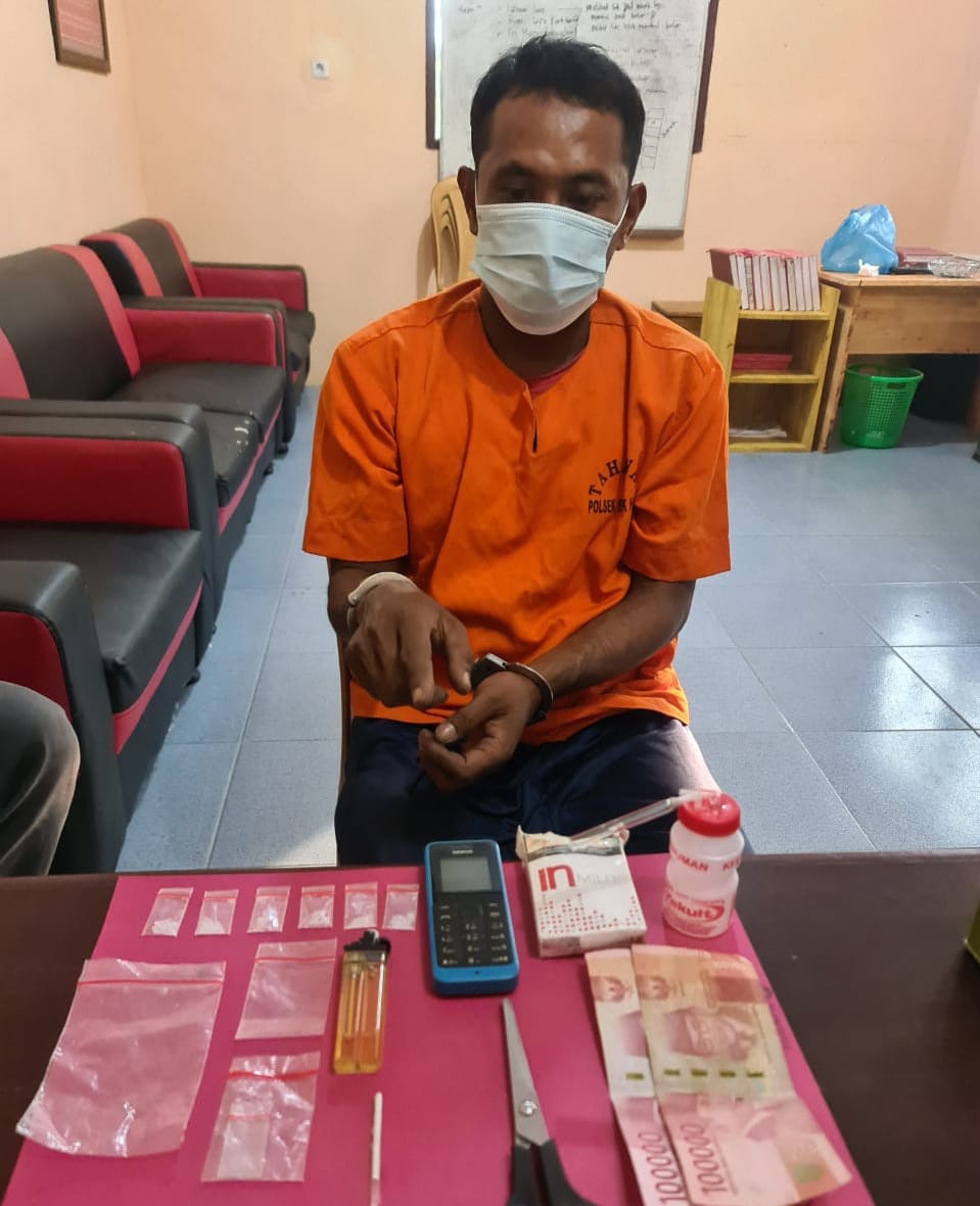 Lagi Pelaku Narkoba Kembali Ditangkap di Desa Pandau Jaya Kampar Lagi Pelaku Narkoba Kembali Ditangkap di Desa Pandau Jaya Kampari