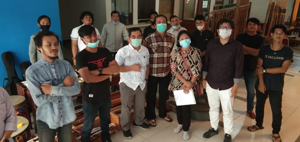 Alhamdulillah, DKR Dapat Bantuan Alat Musik Dari ISR Alhamdulillah, DKR Dapat Bantuan Alat Musik Dari ISRi