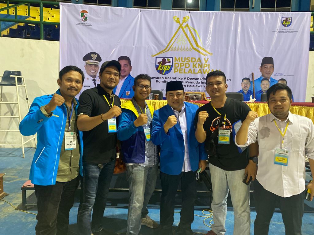 Meski Sempat Ricuh, Imustiar, S.IP Sah Nahkodai KNPI Pelalawan Tiga Tahun Kedepan Meski Sempat Ricuh, Imustiar, S.IP Sah Nahkodai KNPI Pelalawan Tiga Tahun Kedepani
