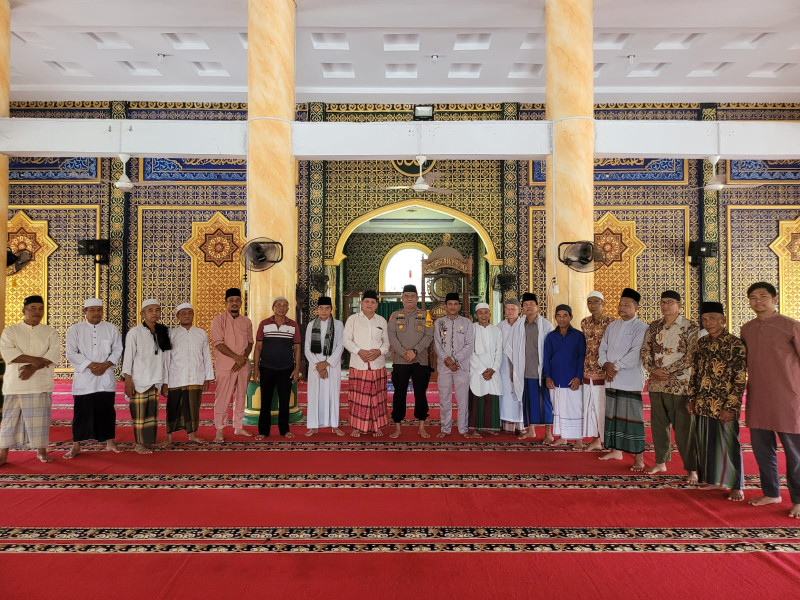 Cooling System Polsek Rimba Melintang, Ajak Jama'ah Masjid Al-Munawarah Sukseskan Tahapan Kampanye Cooling System Polsek Rimba Melintang, Ajak Jama'ah Masjid Al-Munawarah Sukseskan Tahapan Kampanyei