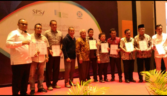 15 Media Asal Riau Terima Sertifikat Terverifikasi Dewan Pers di Surabayai