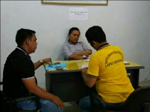 Kasus Perampasan Motor oleh Debt Collector di Duri Sudah Sampai ke Kejari Bengkalis Kasus Perampasan Motor oleh Debt Collector di Duri Sudah Sampai ke Kejari Bengkalisi