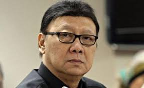 Tjahjo Kumolo Bersumpah akan Jadi Politikus Sampai Mati Tjahjo Kumolo Bersumpah akan Jadi Politikus Sampai Matii